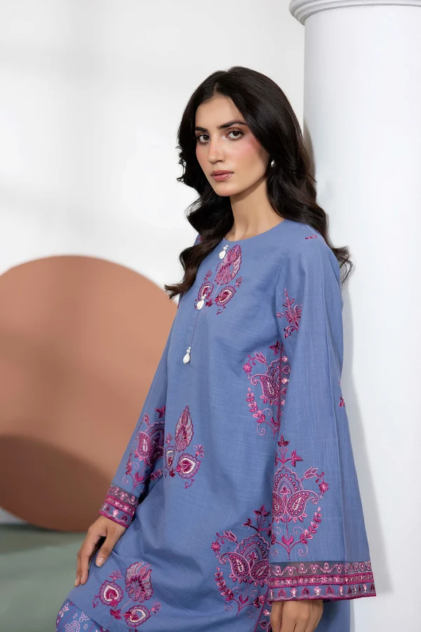 WinterBreezeKhaddar-D5_3elarra Elara Embroidered Khaddar Set