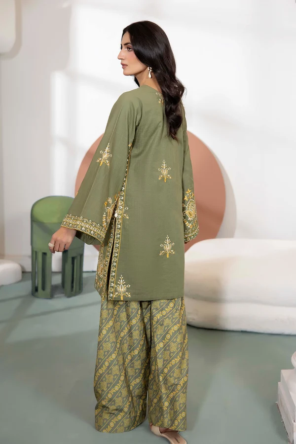 WinterBreezeKhaddar-D6_2greeen Olivine Embroidered Khaddar Set