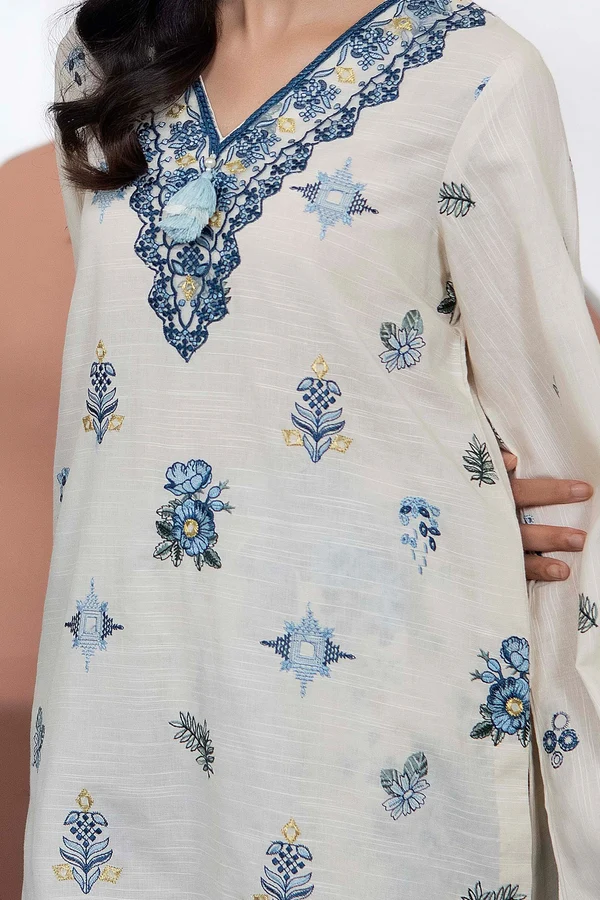 Eveline Embroidered Khaddar Set