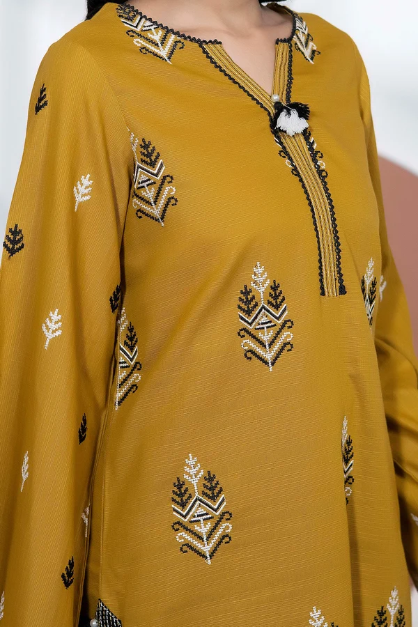 WinterBreezeKhaddar_2_-D15_4 Marigold Embroidered Khaddar Set