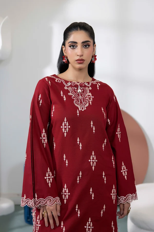 WinterBreezeKhaddar_2_-D20_3 Burgundy