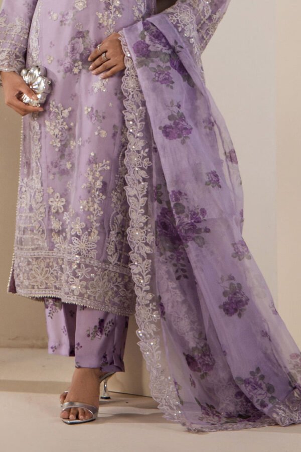 1-D4_4.jpg GHULAAB 04