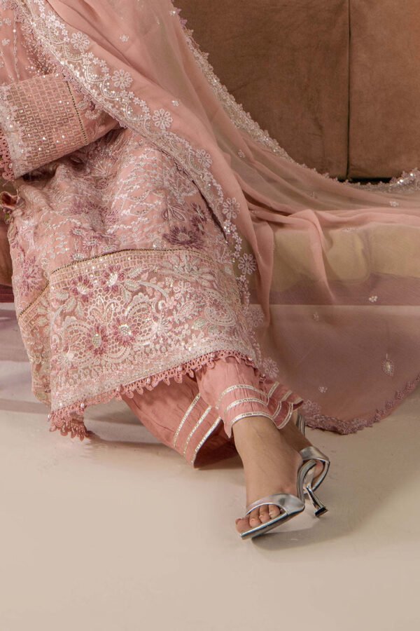 1-D6_4_f0d5b55f-3a97-4b04-9b0e-ad1c07b3e18e.jpg NOOR CHIFFON 01