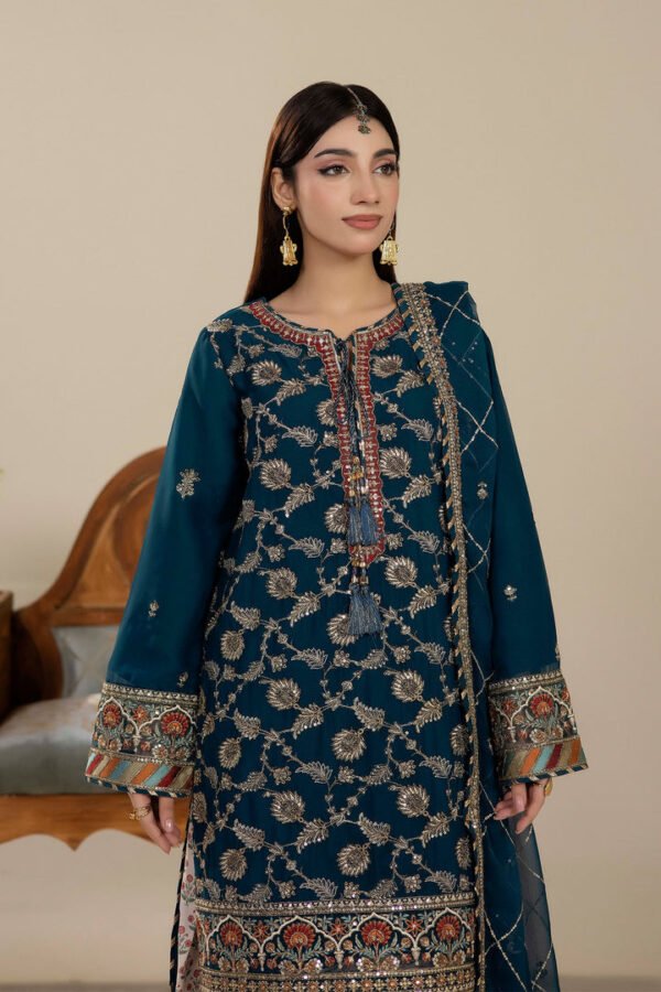 ETHNIC ATTIRE 04